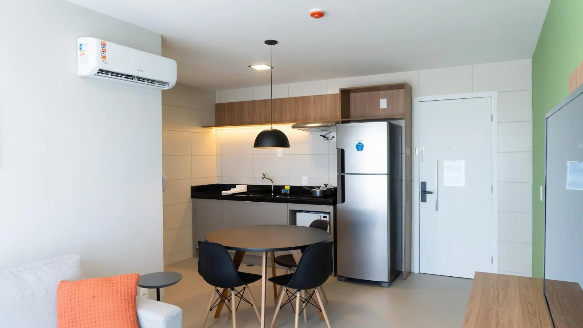 Roomo Parque Do Cais Recife Residencial 0*,  Brazil